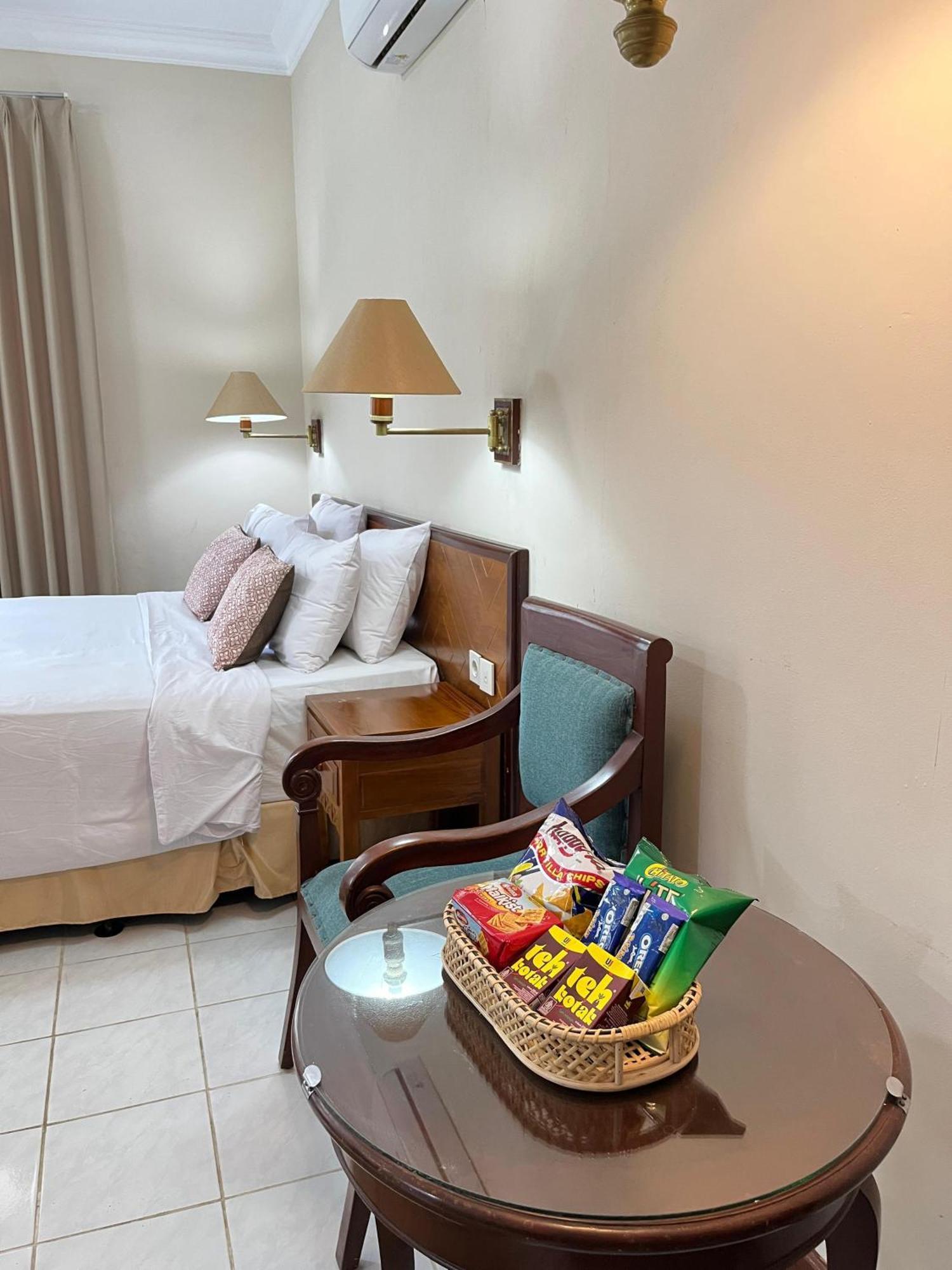 Royal Brongto Hotel يوغياكارتا المظهر الخارجي الصورة