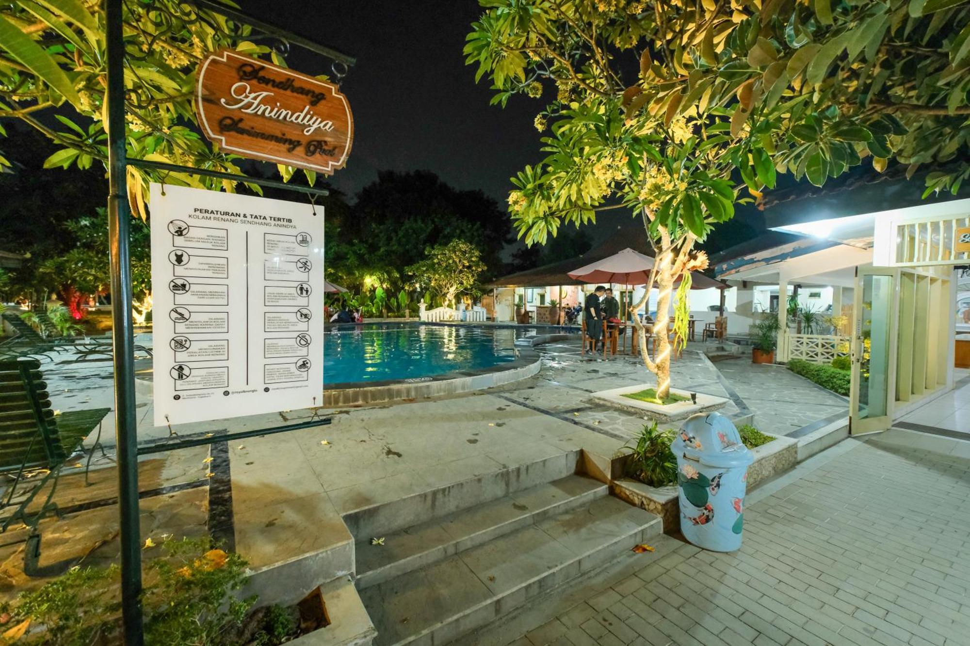 Royal Brongto Hotel يوغياكارتا المظهر الخارجي الصورة